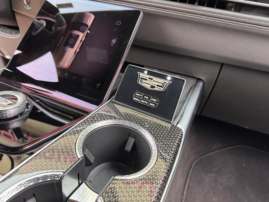 Cadillac escalade v with escort redline ci 360c controller close-up